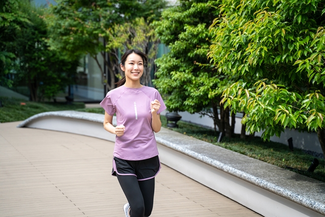 半月板損傷による膝の痛みが完治して自分の好きなランニングを自由にできるようになった女性