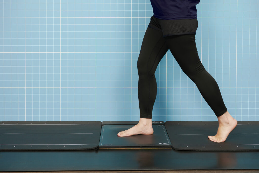 よろずや接骨院 向ヶ丘遊園院で行うカスタムオーソティクス作成前の検査