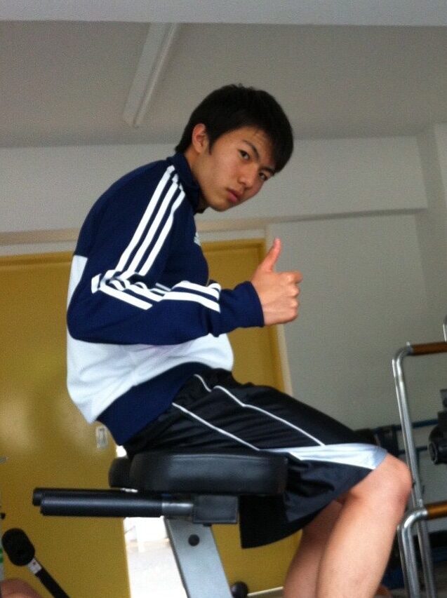 よろずや接骨院 向ヶ丘遊園院のスタッフが高校生だった頃の写真